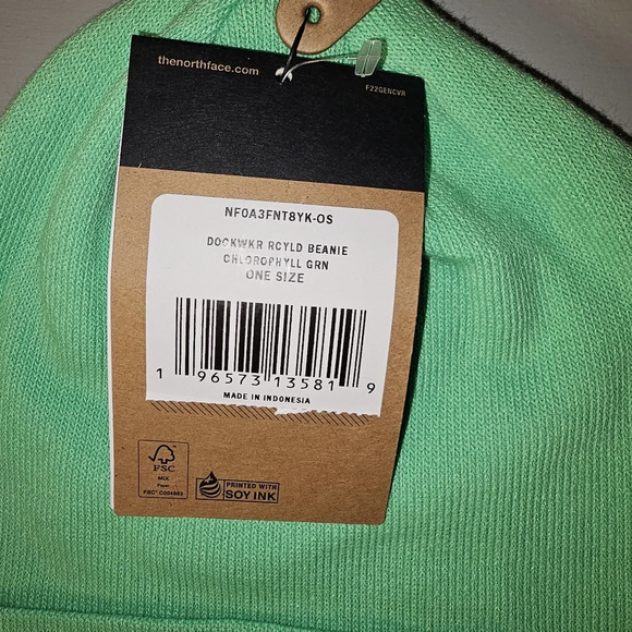 The North Face Men's Dock Worker Recycled Beanie Chlorophyll Green winter hat - Picture 6 of 11